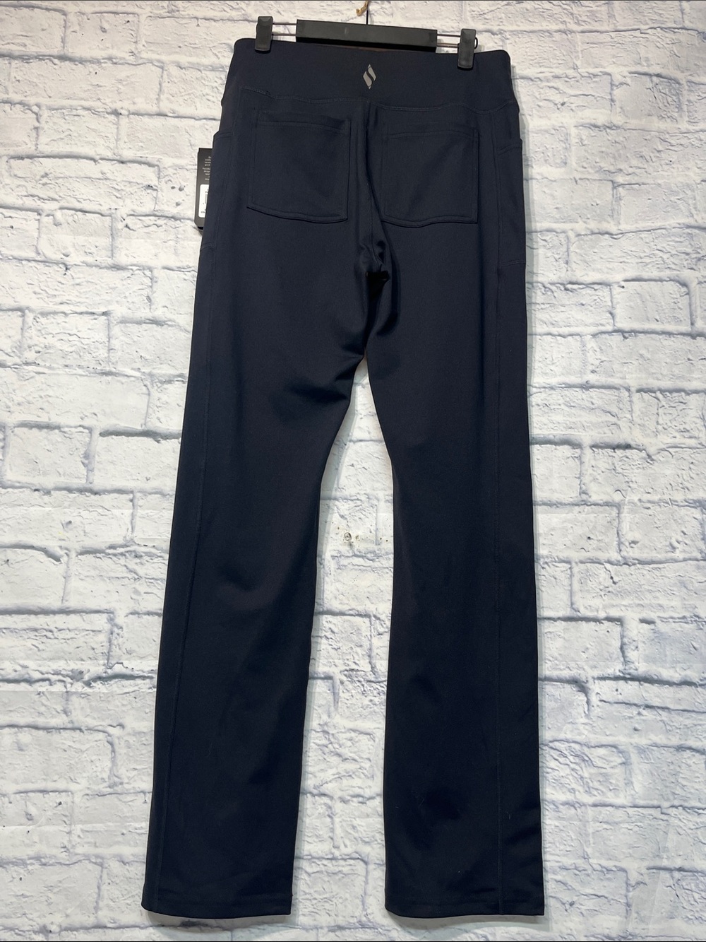 NWT-Skechers Women's GO WALK Joy Pant
Casual, 4-Way Stretch, Moisture-Wicking - Picture 7 of 8